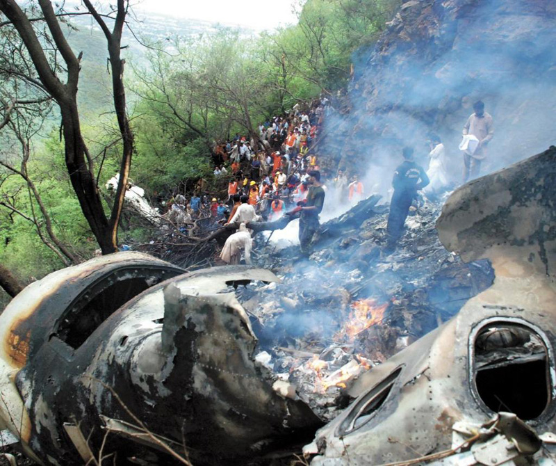 Accident aviatic în Nepal: toți pasagerii au murit - accident-1348859122.jpg
