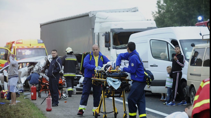Victimele accidentului din Ungaria, în stare bună - accident22-1377959134.jpg