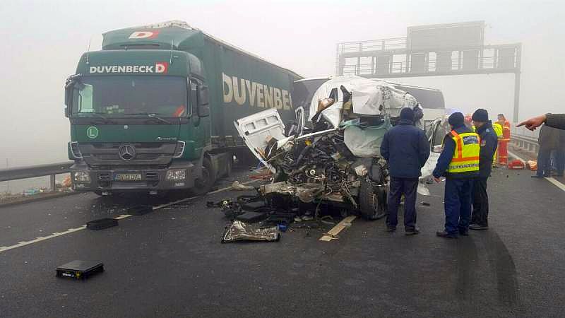 Tragedie rutieră în Ungaria / Cine este românul care și-a pierdut viața - accidentautostradaungaria-1487334257.jpg
