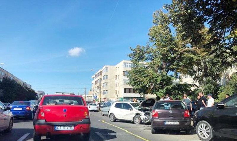 Accident rutier  la Constanța,  după ce un șofer  nu a oprit la Stop - accidentrutier-1537284366.jpg