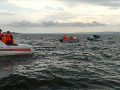 Navă scufundată în mare! Primul bilanț: 50 DE MORȚI - accidentvolgaafp-1381558577.jpg
