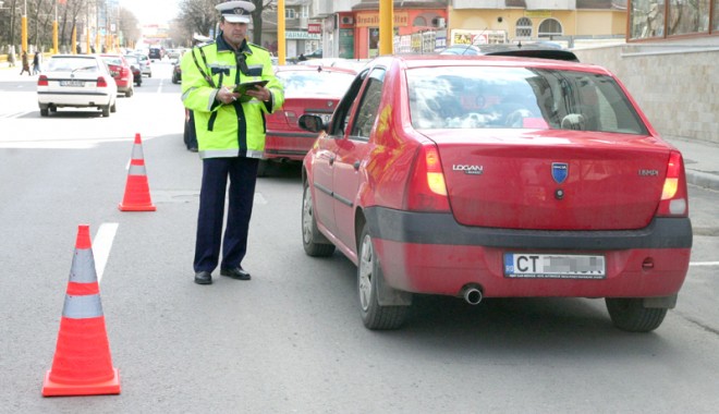 16 persoane rănite, ieri, pe drumurile din România, în accidentele rutiere - actiunepilitiarutieraamenzi91323-1354179029.jpg