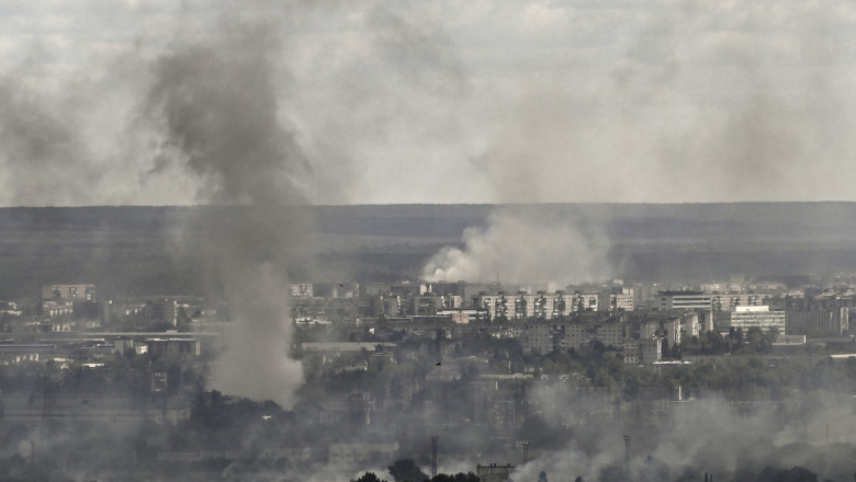 Rușii au bombardat o uzină chimică din Severodoneţk! Incendiu puternic, după scurgerea tonelor de ulei de radiator - ad00ndamagfzad02mgyyndaznmu5otgz-1654974177.jpg