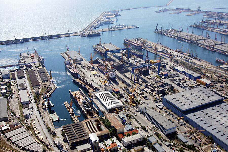 Administrația portului Constanța primește în concesiune 4 kilometri de cale ferată - administratiaportuluiconstantapr-1651152826.jpg
