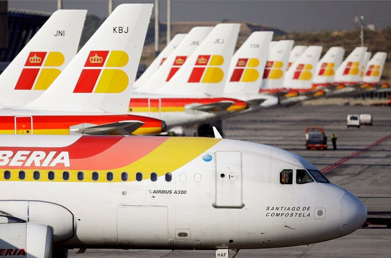 CM 2014. Avionul cu care naționala Spaniei se întorcea la Madrid a fost lovit de un fulger - aeroportuladolfosuarezbarajas-1403617616.jpg