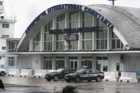 Aeroportul Mihail Kogălniceanu, modernizat cu fonduri UE - aeroportulmihailkogalniceanu-1336390326.jpg