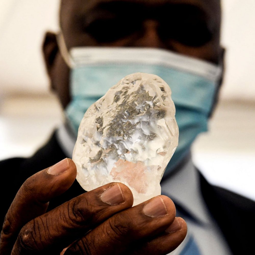 A fost descoperit al treilea cel mai mare diamant din lume - afostdescoperit2-1623931541.jpg
