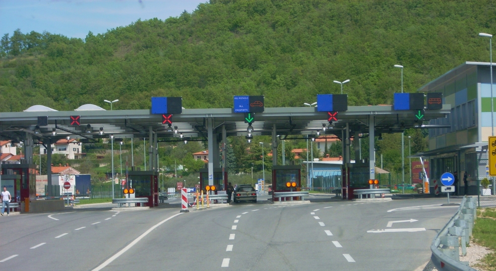 A fost parafat Acordul de mic trafic de frontieră între România și Ucraina - afostparafat-1396424310.jpg