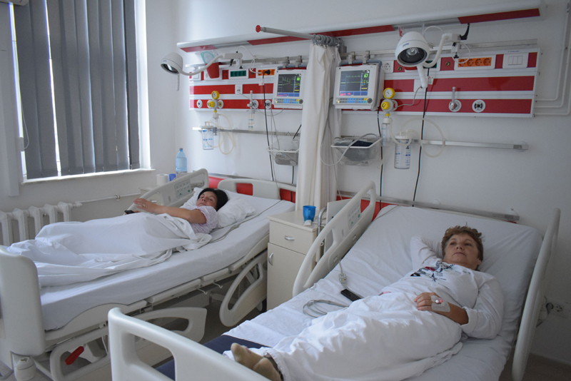 Zilnic, sute de constănțeni ajung la Spitalul Județean - aglomeratiespital-1485533911.jpg
