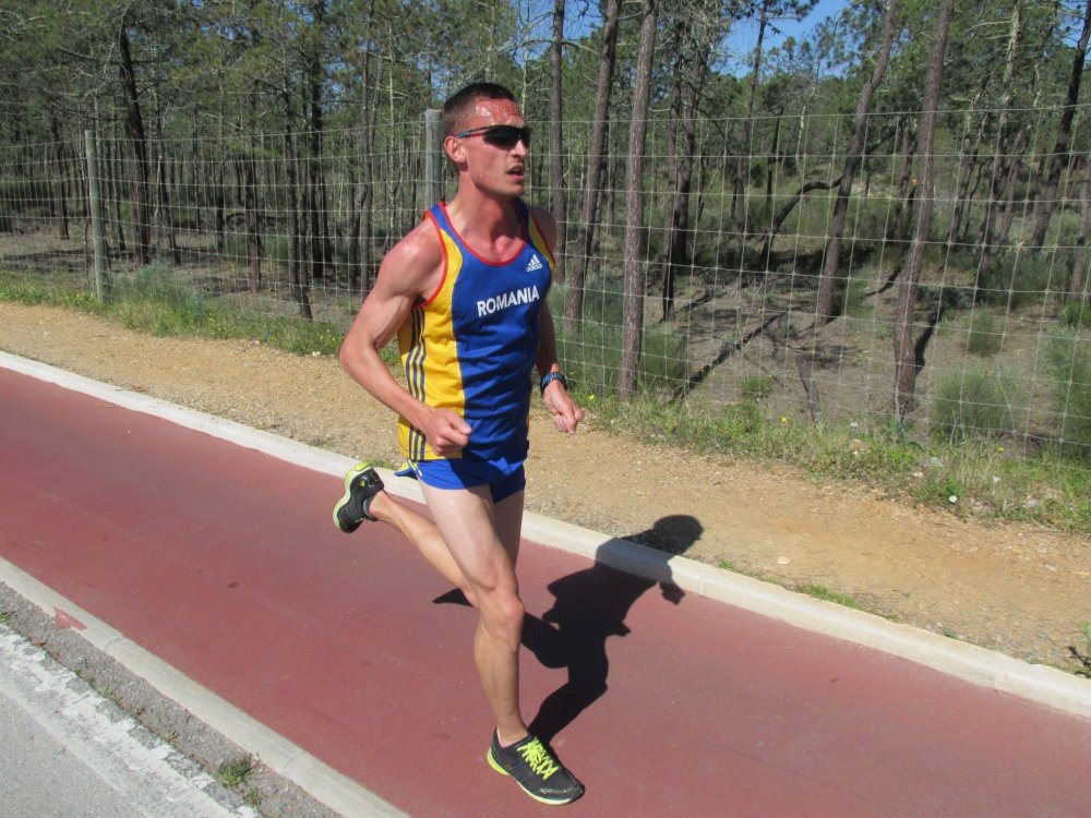 Atletism: Alexandru Corneschi, victorios în semimaratonul de la Atena - alex-1647879715.jpg