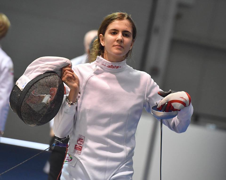 Alexandra Predescu, noua campioană naţională la spadă - alexandrapredescu2-1712415819.jpg