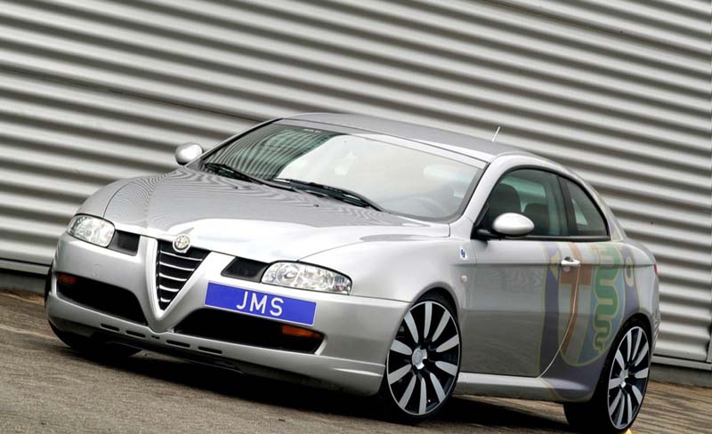 Alfa Romeo cu certificat  de înmatriculare fals, descoperit la graniță - alfaromeocertificatfals-1409675290.jpg