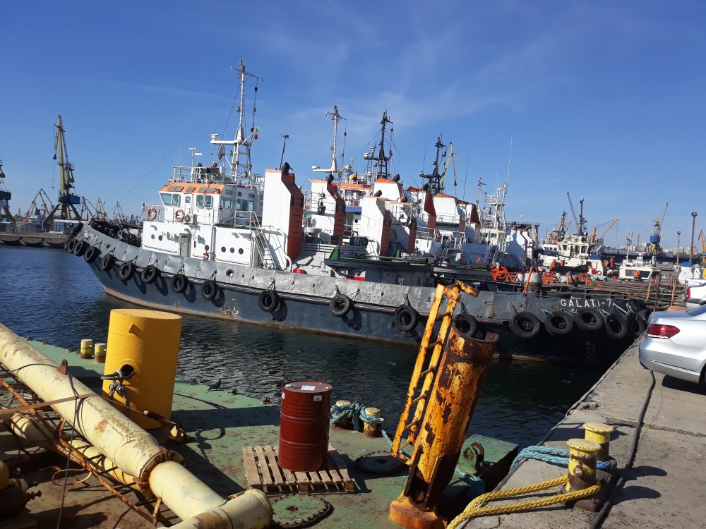 Alimentarea navelor cu combustibil se efectuează în condiții de siguranță în portul Constanța - alimentareanavelorcucombustibil-1654010097.jpg