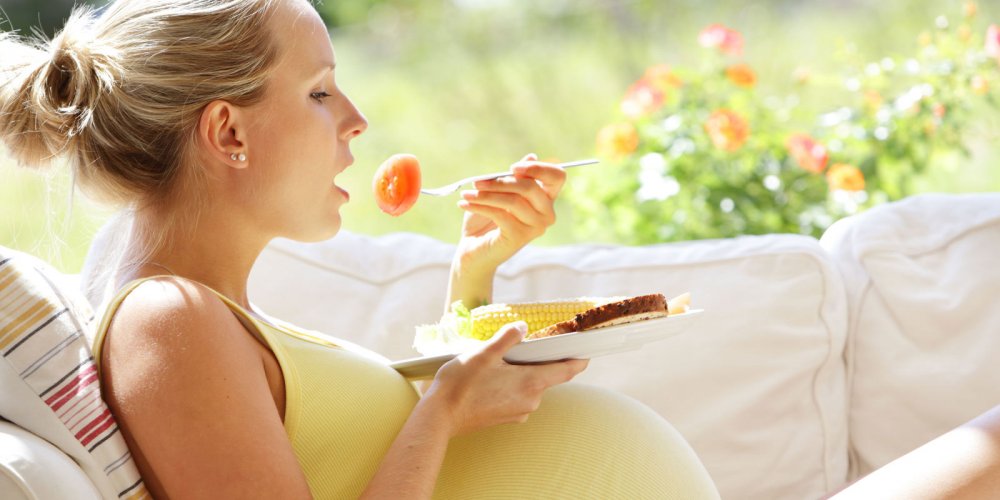 Ce alimentație trebuie adoptată de viitoarea mămică în timpul sarcinii - alimentatiemama2-1524470748.jpg