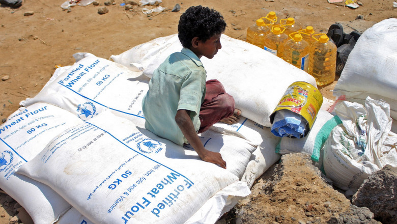 Programul Alimentar Global taie fonduri pentru milioane de oameni înfometați, din cauza războiului - alimenterefugiati-1655301222.jpg