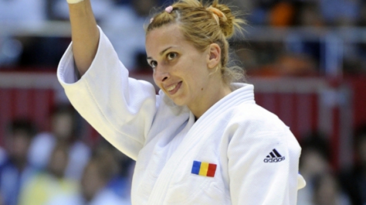 ALINA DUMITRU, ARGINT la Jocurile Olimpice 2012. Prima medalie pentru România! - alinadumitrujo201289853600-1343490626.jpg