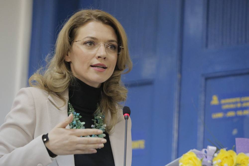 Alina Gorghiu: Avem un președinte de partid care oricând ar putea prelua portofoliul de prim-ministru - alinagorghiu-1510292670.jpg