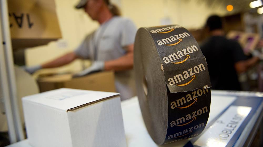 Amazon face angajări în România - amazon-1453537411.jpg