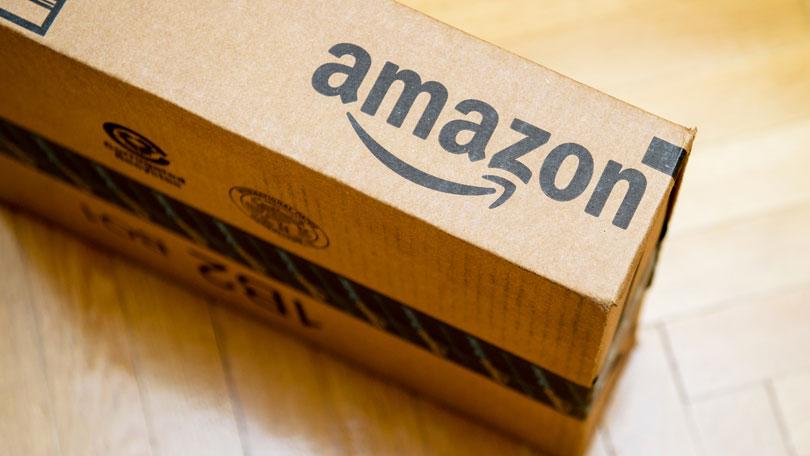 Amazon crește salariul minim al angajaților din UK și SUA - amazon-1538539660.jpg