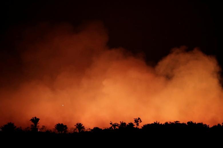 Incendiile din Amazonia / Brazilia acceptă în cele din urmă ajutorul extern - amazon-1566982927.jpg