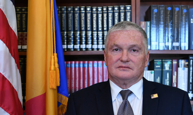 Ambasadorul SUA la Bucureşti a vorbit despre echipamentele militare din baza de la Mihail Kogălniceanu - ambasadorsuaonline-1605799290.jpg