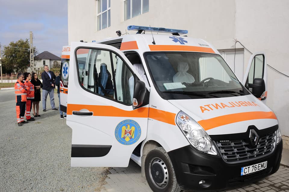 Substație de ambulanță inaugurată la Mihail Kogălniceanu - ambulantakogalniceanu1-1571049139.jpg