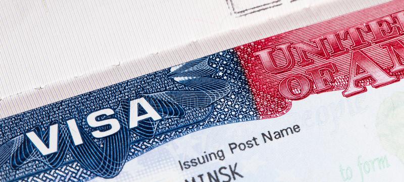 SUA au suspendat eliberarea vizelor obișnuite în toate țările lumii - americanvisatravelpassportcloseu-1584718737.jpg