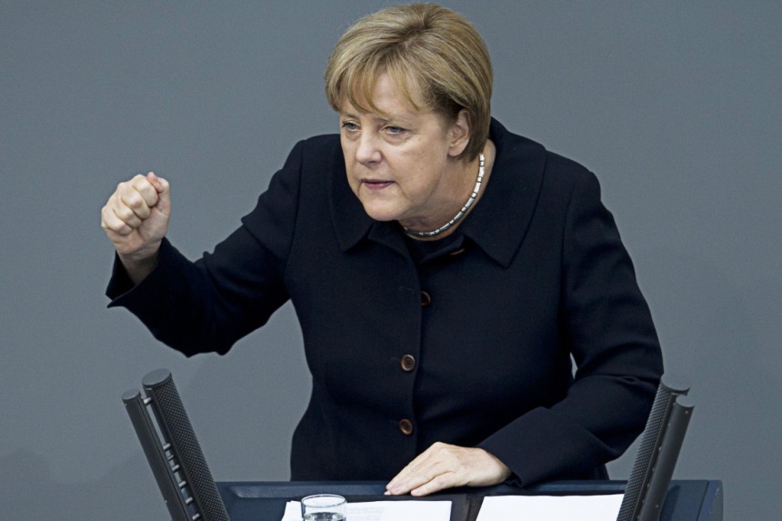 Angela Merkel exclude o tăiere a datoriilor Greciei - angelamerkel-1437410058.jpg