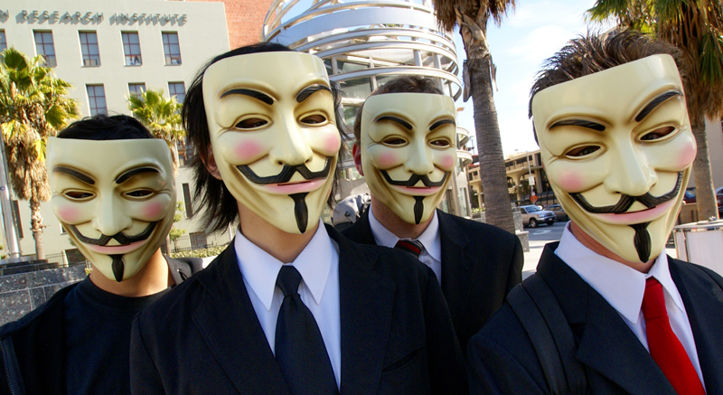 Anonymous atacă din nou! Ținta: Bank Of America - anonymous-1362321303.jpg