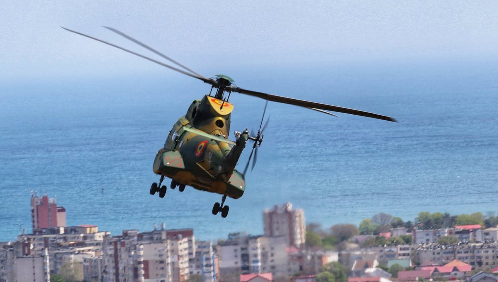Elicopterele militare au survolat litoralul, în primul exercițiu dedicat forțelor pentru operațiuni speciale - antrenamentekogalniceanu2-1620840616.jpg