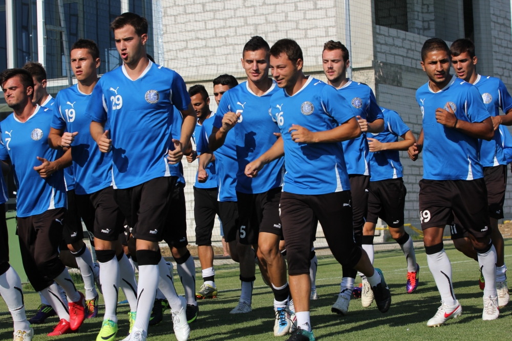 Fotbal / FC Viitorul a plecat, astăzi, în Turcia - antrenamentviitorulconstanta8-1372423264.jpg