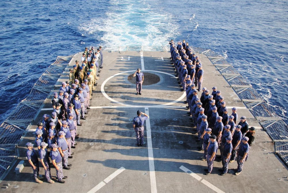 Arc peste timp. Actele de vitejie ale marinarilor, comemorate de  Forțele Navale Române - arcpestetimp-1573084432.jpg