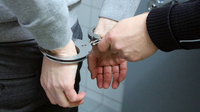 Un român acuzat de omor în Spania, prins de polițiști la Fetești - arestarestat82908700-1555841808.jpg
