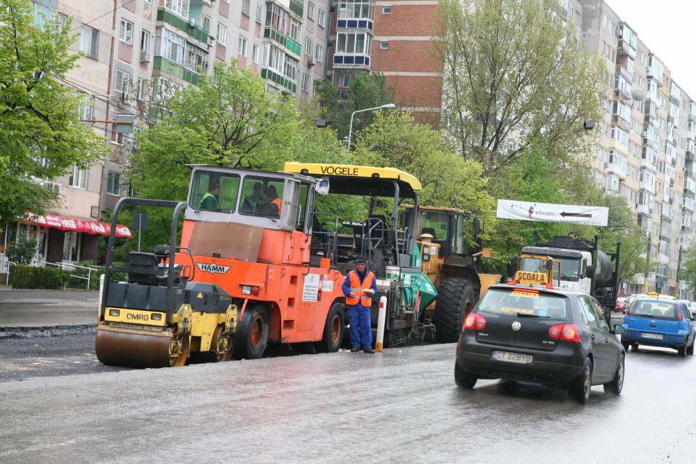 Restricții de circulație pe strada Soveja. Se asfaltează! - asfaltaregf4-1510670967.jpg