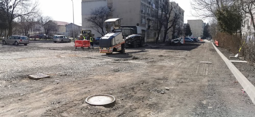 Asfaltări în mai multe cartiere din Constanţa - asfaltari-1615293833.jpg