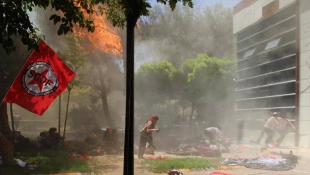 Autorul atentatului din Suruc ar fi un turc de 20 de ani, membru al grupării Stat Islamic - atac-1437582263.jpg