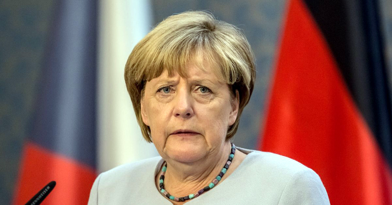 Atac violent  la adresa  Angelei Merkel.  