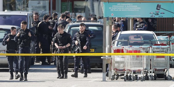 Atacul terorist din Franța. Autoritățile au reținut un al doilea suspect - atacteroristfranta-1521964513.jpg