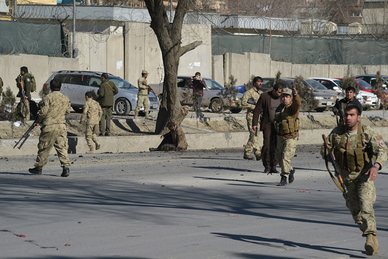 Atentat într-o moschee  din Afganistan - atentatintro-1488117189.jpg