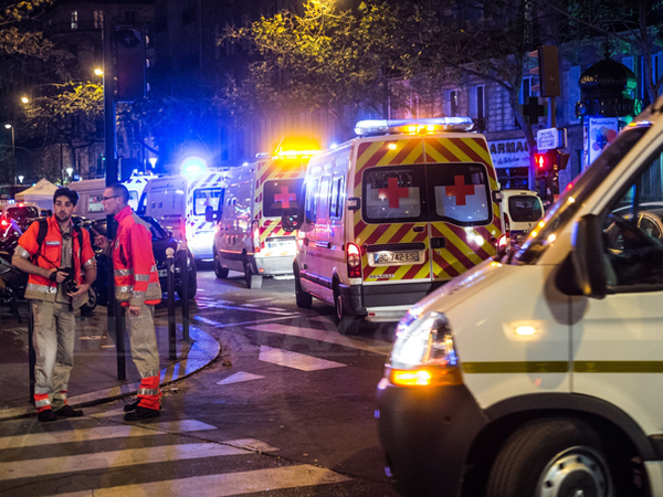 Atentatele de la Paris. Al treilea atacator sinucigaș de la Bataclan a fost identificat - atentatparisfrantahepta03-1449662700.jpg