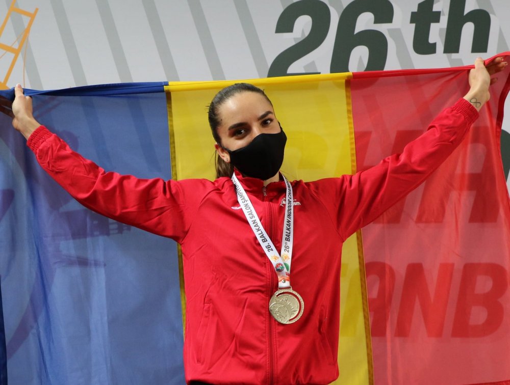 Atleţii tricolori, 12 medalii la Campionatele Balcanice de la Istanbul - atletii-1613924308.jpg