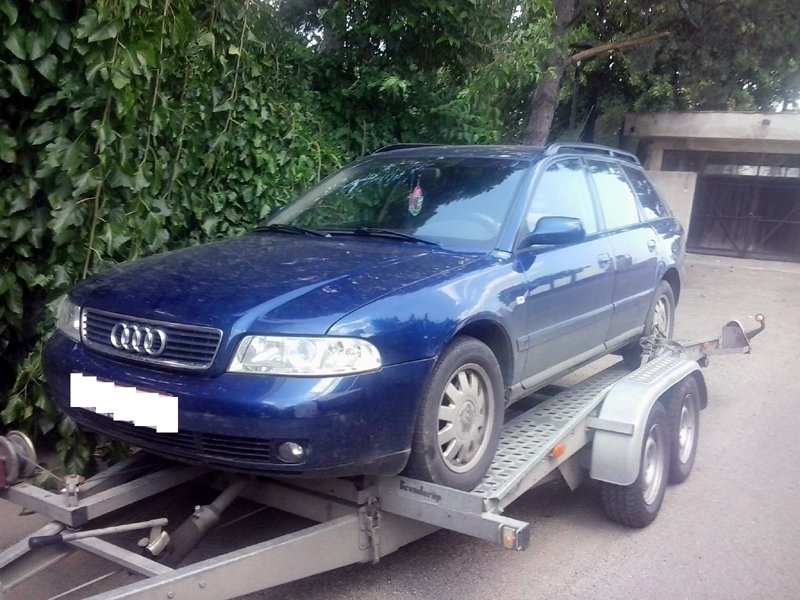 Audi A4 furat din Spania, descoperit la Negru Vodă - audifuratdinspania-1375889252.jpg