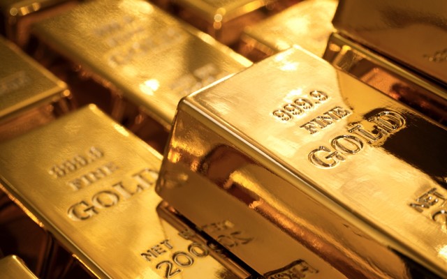 Prețul aurului a atins un nivel record, pe fondul temerilor privind extinderea pandemiei - aur-1595833369.jpg