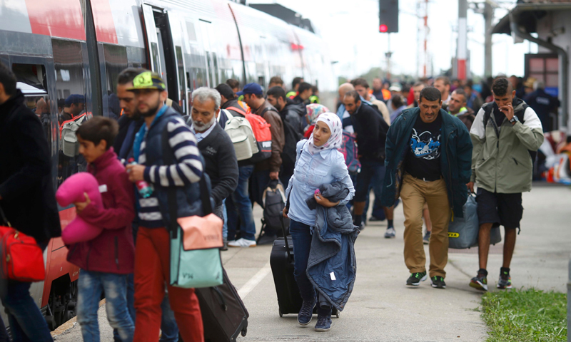 Austria va repatria 50.000 de imigranți - austriaimigranti-1454252975.jpg