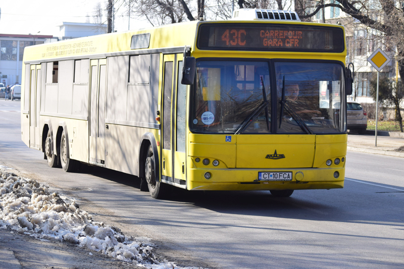 Autobuzele RATC  circulă în program  de week-end,  în minivacanța  de Crăciun - autobuzeleratc-1545410941.jpg