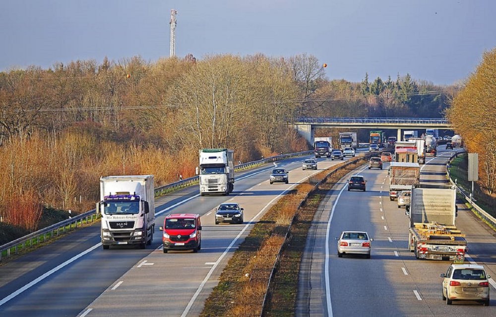 Traficul rutier se desfășoară în condiții normale, la această oră - autostrada-1675926278.jpg