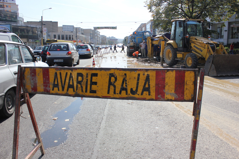 Atenție, se oprește apa în Constanța! - avarieraja-1355413647.jpg