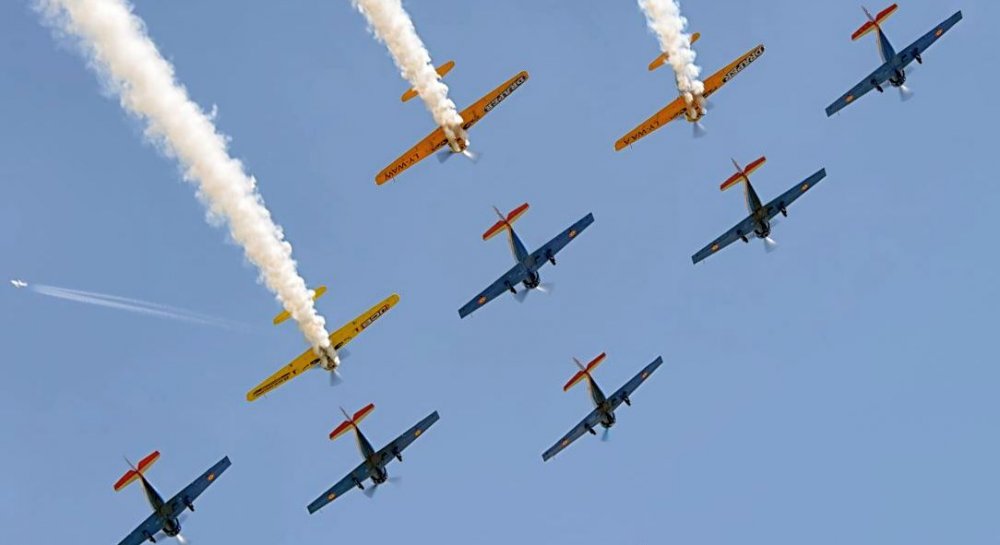 Cum este sărbătorită Ziua Aviației Române și a Forțelor Aeriene - aviatie-1595228395.jpg