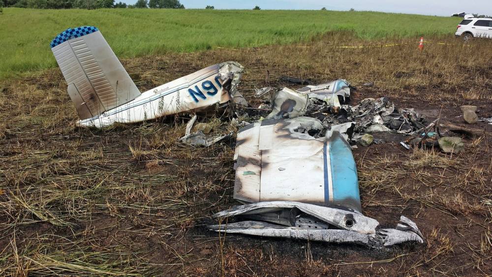 Accident aviatic. Toți pasagerii au murit - avion-1461239602.jpg