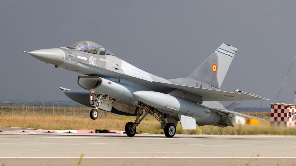 Norvegia dă asigurări că avioanele F-16 pe care le cumpără România sunt „ca noi” - avion-1639825576.jpg